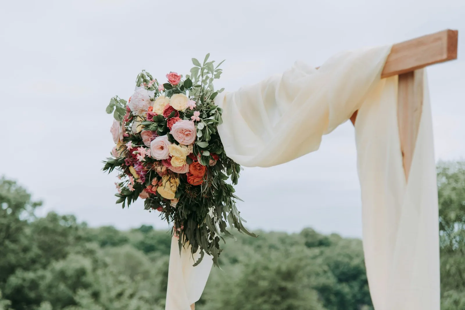 Backdrops & arches